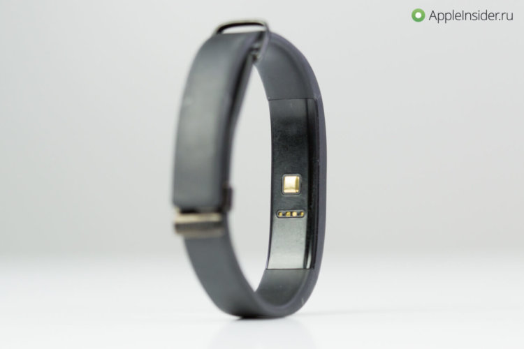 Обзор Jawbone UP3: новое поколение популярного браслета. Фото.