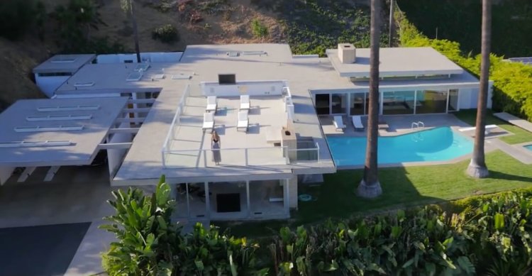 Потрясающий дом, полностью управляемый с iPad. Фото.