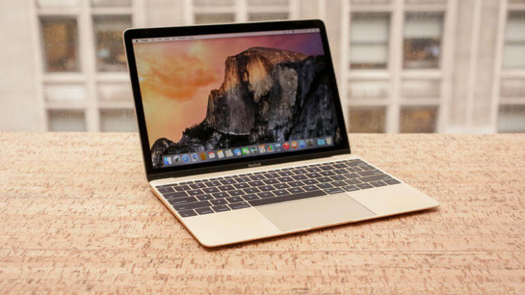 Что выбрать? MacBook 2015, MacBook Pro 2012 и MacBook Air 2010. Фото.