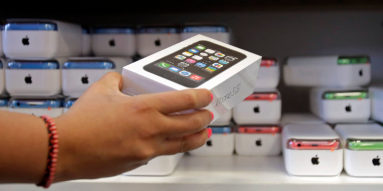 Что обязательно нужно сделать перед продажей iPhone? Что обязательно нужно сделать перед продажей iPhone? Фото.