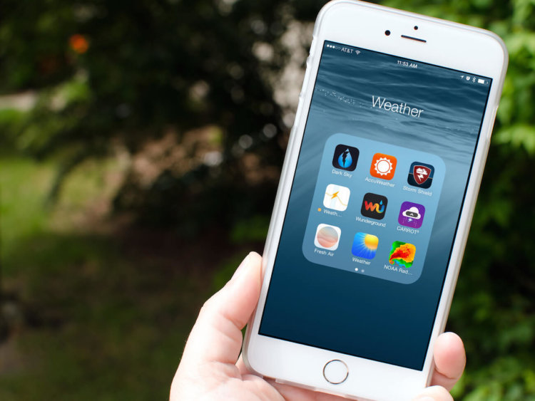 Не забудьте зонтик: каким приложением лучше смотреть погоду на iOS. Фото.