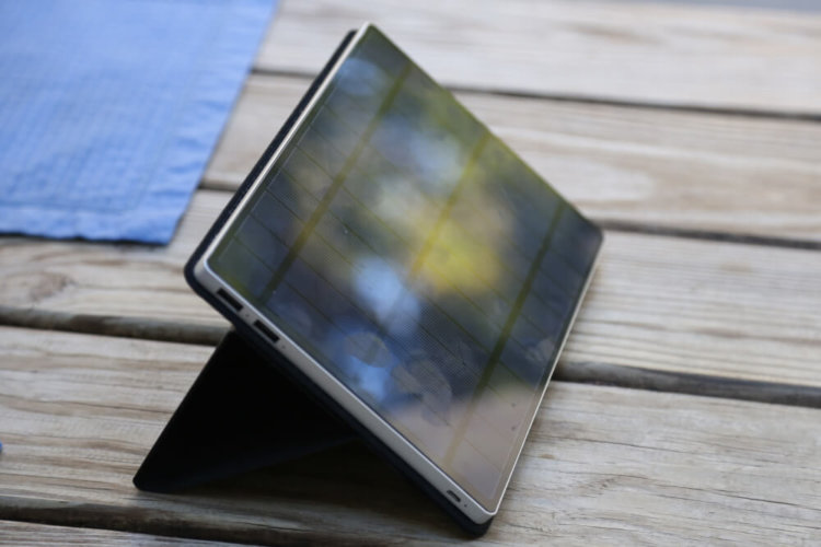 solartab-charging solartab-charging