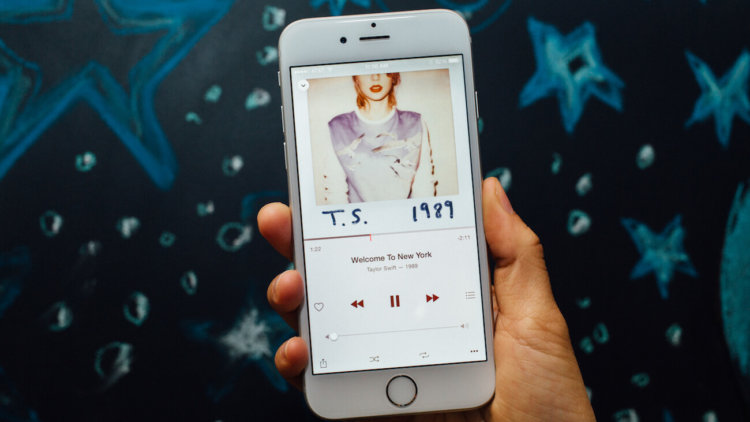 Google побоялась Apple Music? Фото.