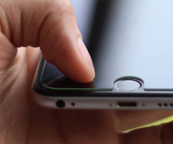 Halo Back — защита для iPhone и кнопка «Назад» в довесок. Halo Back — защита для iPhone и кнопка «Назад» в довесок. Фото.