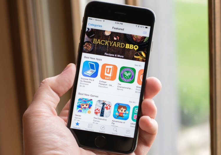 В российском App Store дорожает не все. Фото.