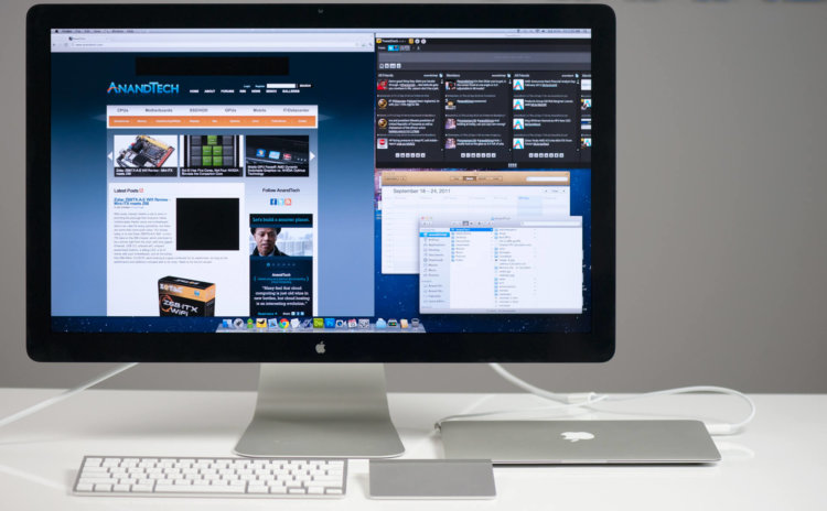 Раскат грома, в цвете: Apple Thunderbolt Display. Раскат грома, в цвете: Apple Thunderbolt Display. Фото.