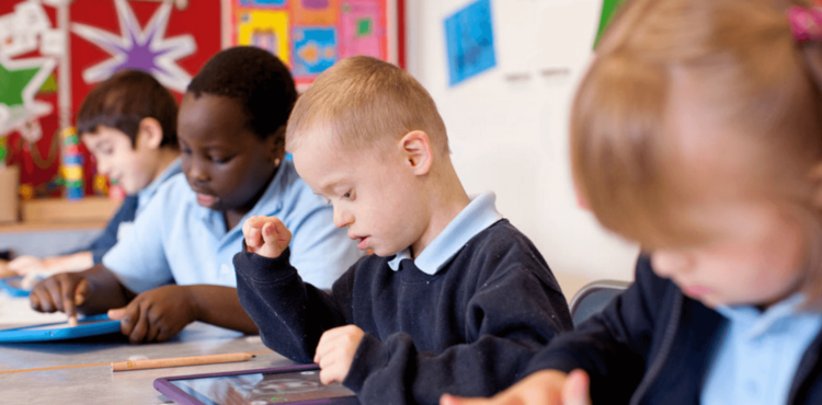 Apple откроет первый в Европе Центр разработки приложений для iOS. Фото.