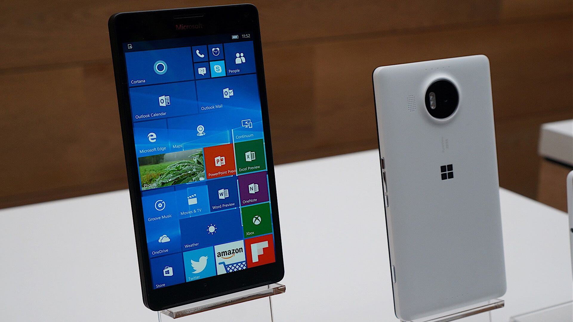 Windows 10 Mobile Windows 10 Mobile