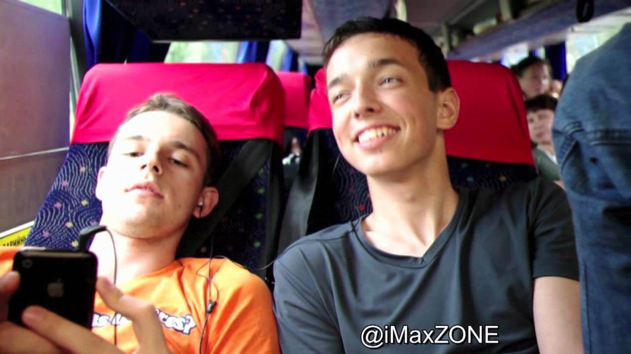 Голосуем за участников конкурса «Колбашусь в наушниках» (Видео N1). Фото.