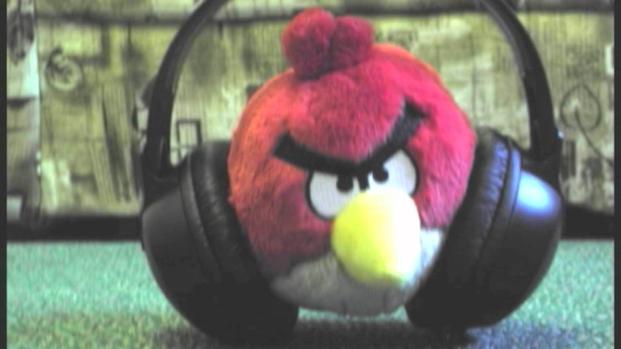 Голосуем за участников конкурса «Колбашусь в наушниках» (Видео N9). Фото.