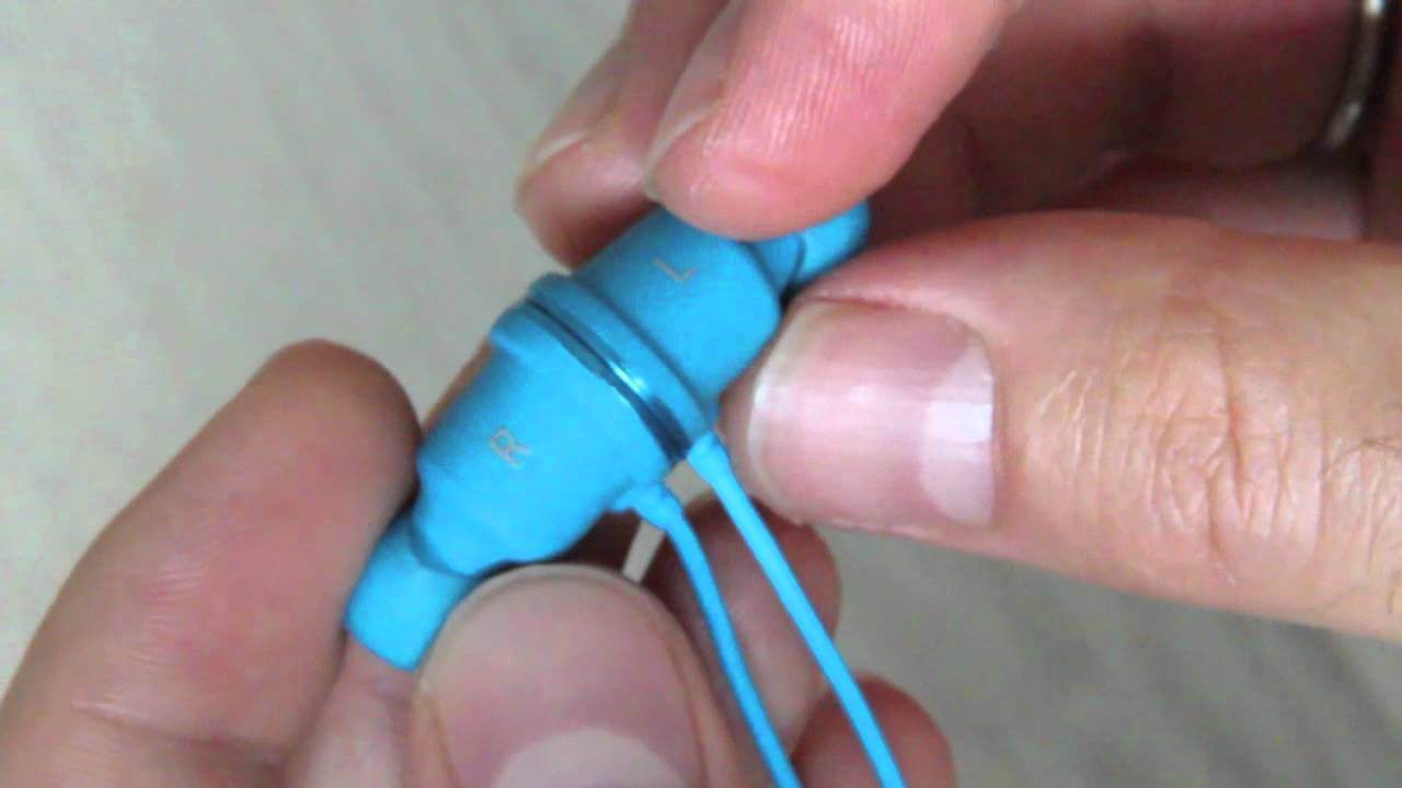 Nixon Wire Mic — стоит ли жертвовать внешним видом ради звука. Фото.