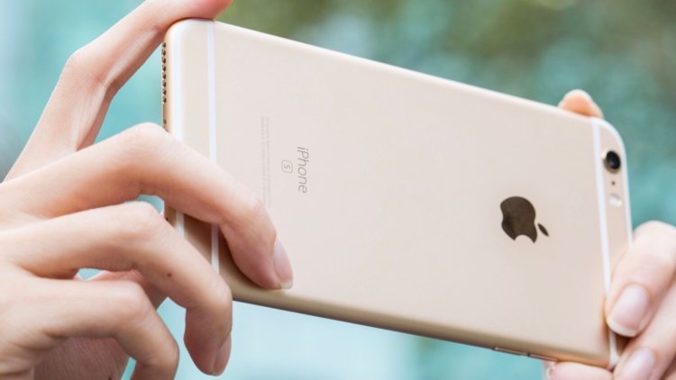 Фотография iPhone 7 Plus показала наличие Smart Connector. Фото.