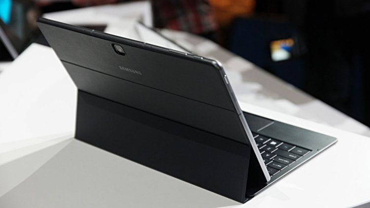 Samsung Galaxy Tab Pro S — увидели и забыли. Фото.