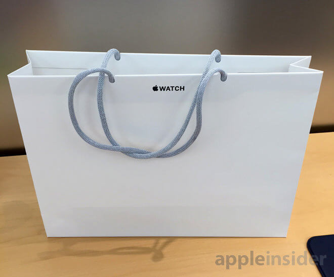 Apple отказывается от пластика в пользу бумаги. Apple отказывается от пластика в пользу бумаги. Фото.