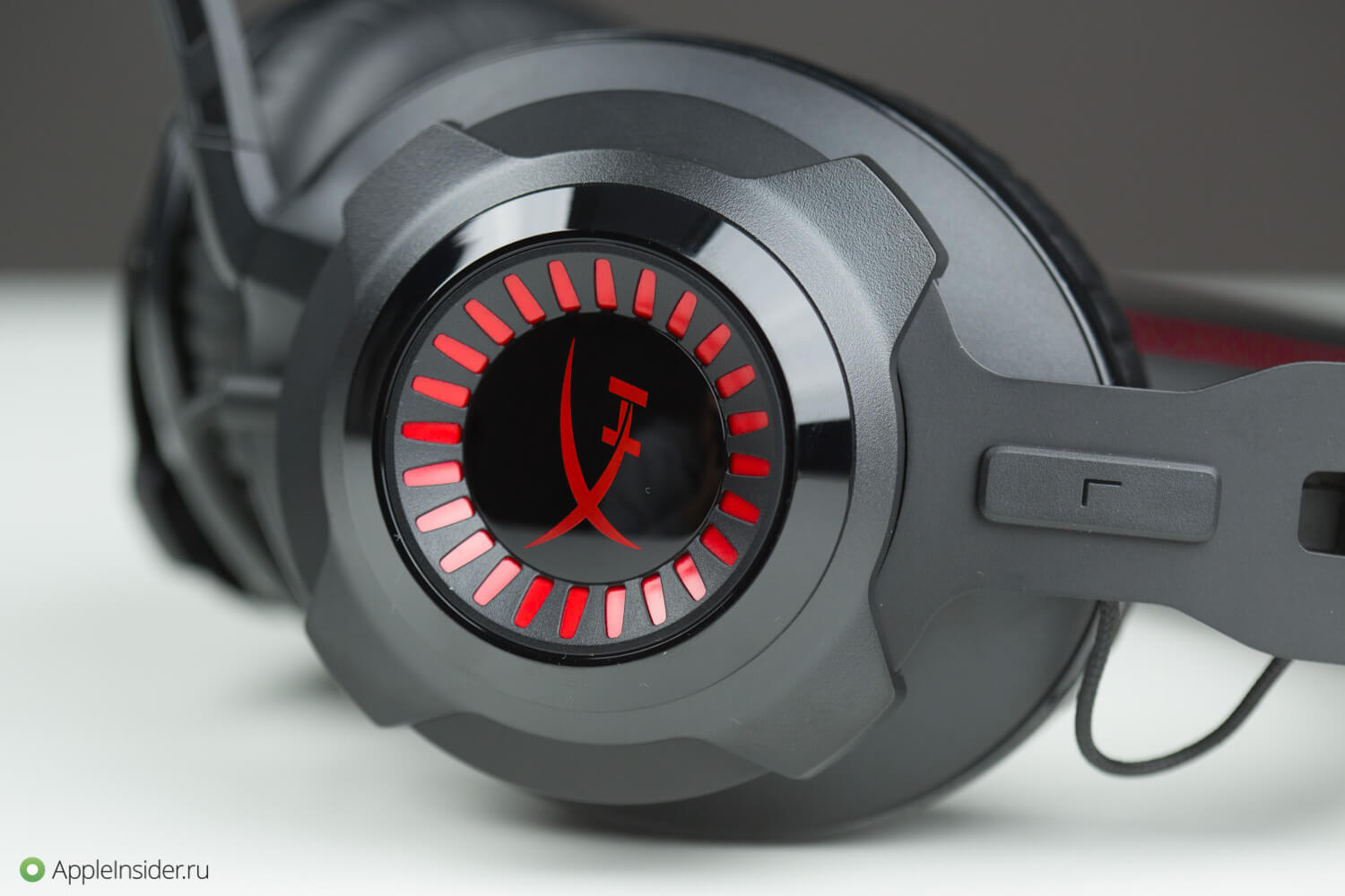HyperX Cloud Revolver — если вы думаете, что достойных игр на Mac нет. HyperX Cloud Revolver — если вы думаете, что достойных игр на Mac нет. Фото.
