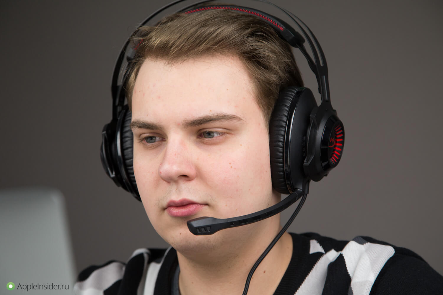 HyperX Cloud Revolver — если вы думаете, что достойных игр на Mac нет. HyperX Cloud Revolver — если вы думаете, что достойных игр на Mac нет. Фото.
