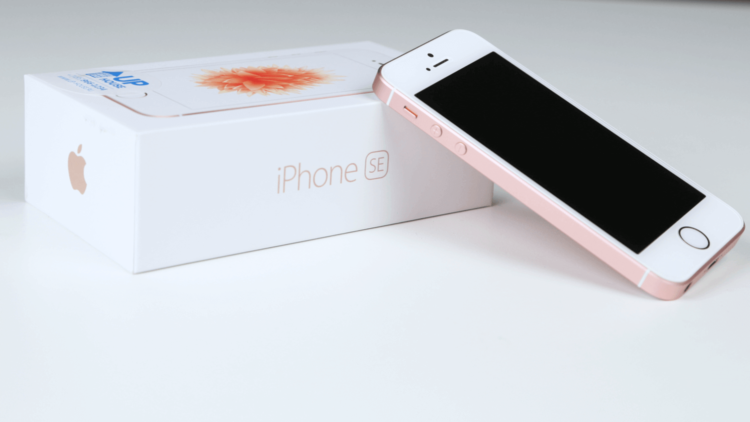 [ВИДЕО] Полный обзор Apple iPhone SE. Фото.