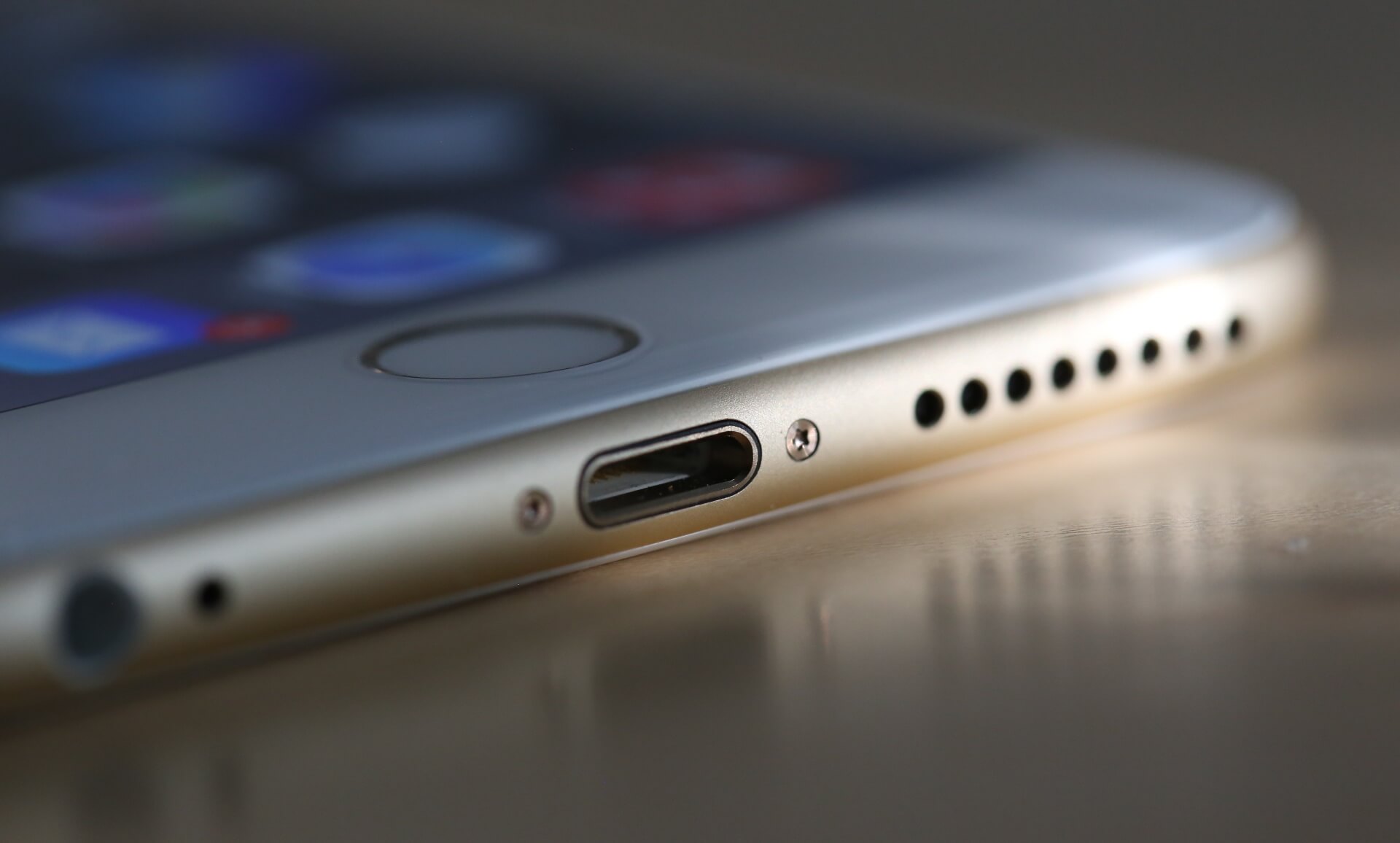 iPhone Ligthning