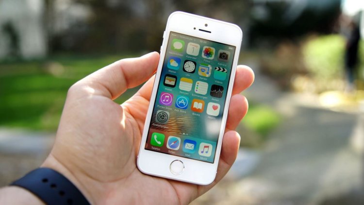 iPhone SE