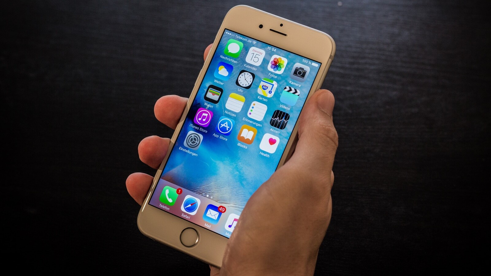 Получит ли новый iPhone одну из самых обсуждаемых особенностей? Получит ли новый iPhone одну из самых обсуждаемых особенностей? Фото.