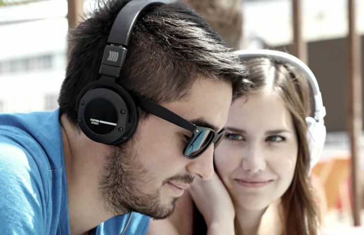 Из Китая с любовью: пылезащита MacBook, чудо-лампа и брелок для рассеянных. Фото.