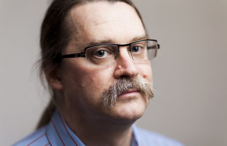 Этот человек поможет Apple воевать с ФБР. Фото.