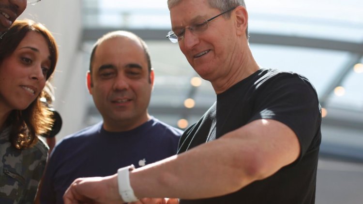 Тим Кук раскрыл важную информацию о новых Apple Watch. Фото.