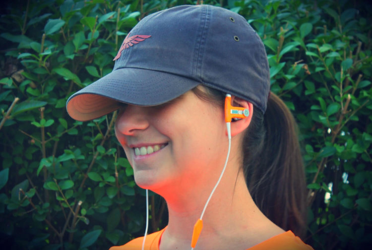Apple подарит российским студентам наушники Beats
