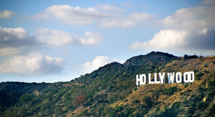 [ВИДЕО] Как Apple будет покорять Голливуд. Фото.