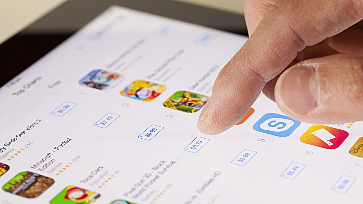В App Store появится реклама и другие нововведения. В App Store появится реклама и другие нововведения. Фото.