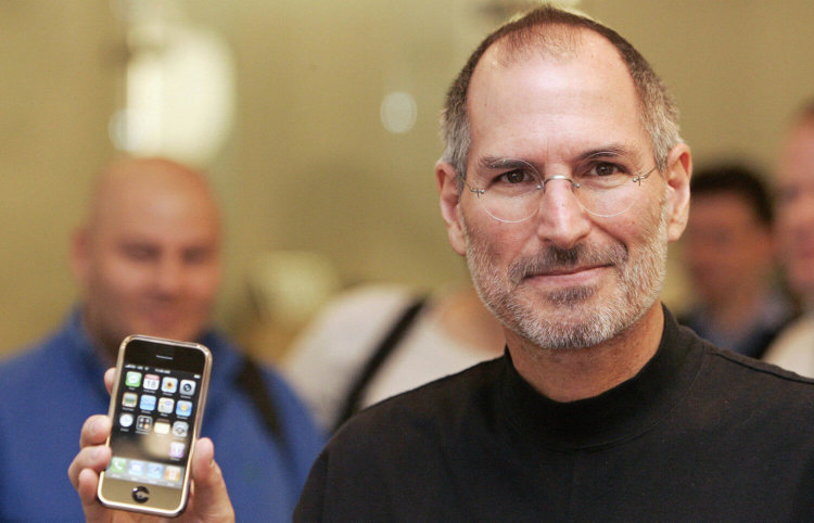 [Флешбэк] Cinema Display, Боб Мэнсфилд, Xerox Parc и первый iPhone. Фото.