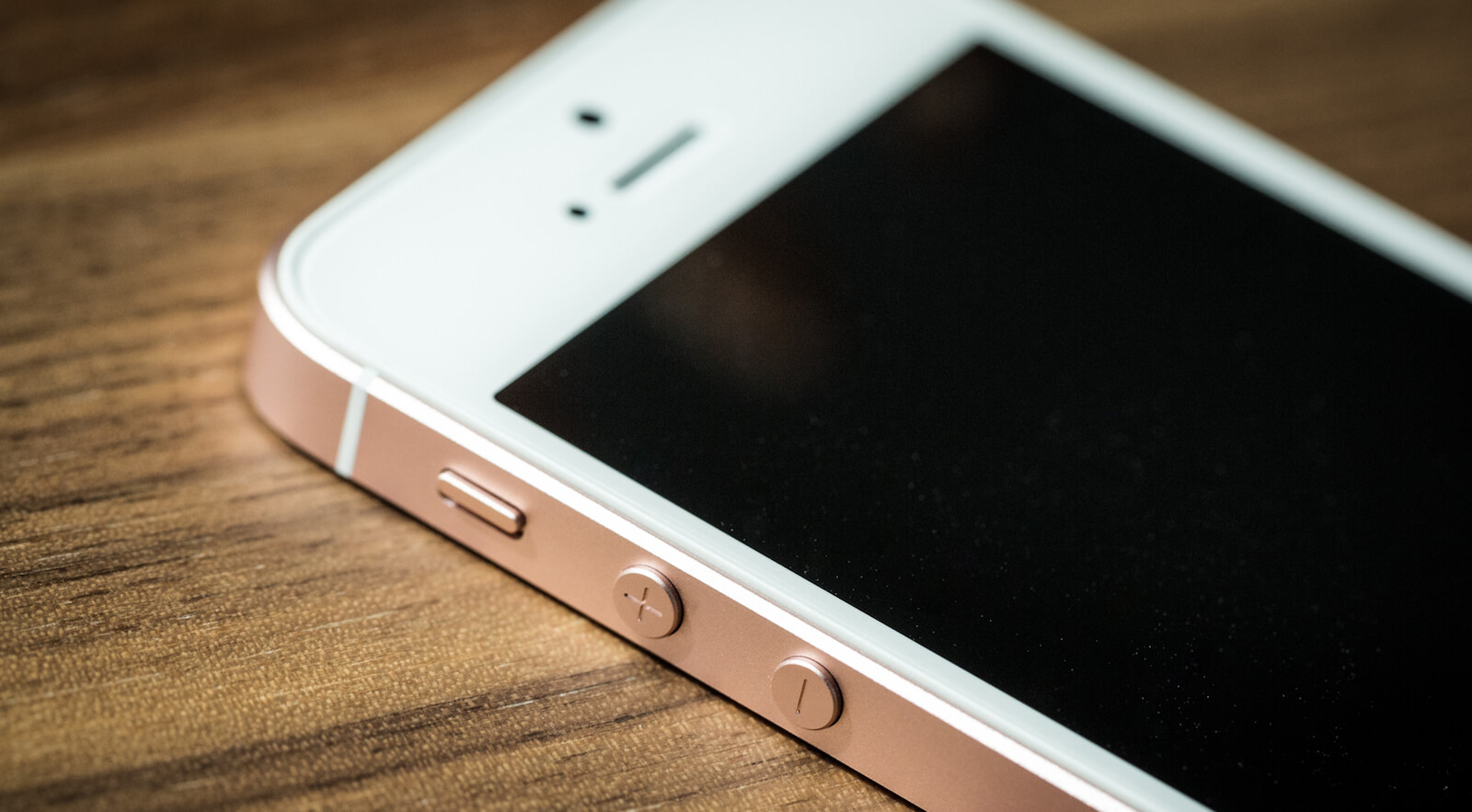Новости Apple, 169 выпуск: iPhone 7 Pro, iPhone SE и iOS 10 beta 3. Новости Apple, 169 выпуск: iPhone 7 Pro, iPhone SE и iOS 10 beta 3. Фото.