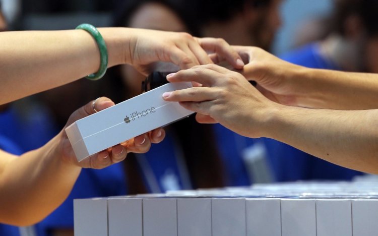 Продажи iPhone
