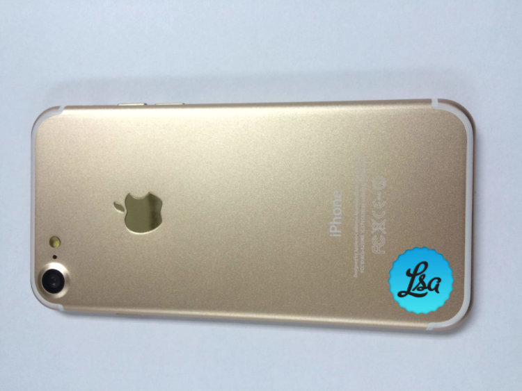 #Опрос: Какой цвет нового iPhone вы выберите?