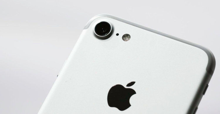 iPhone 7