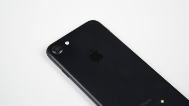 iPhone 7