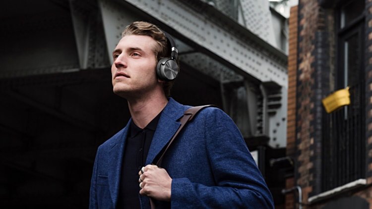 bluetooth_headphones