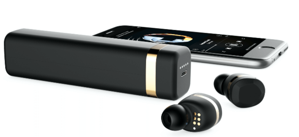 IFA 2016 наполнилась наушниками для iPhone 7. IFA 2016 наполнилась наушниками для iPhone 7. Фото.