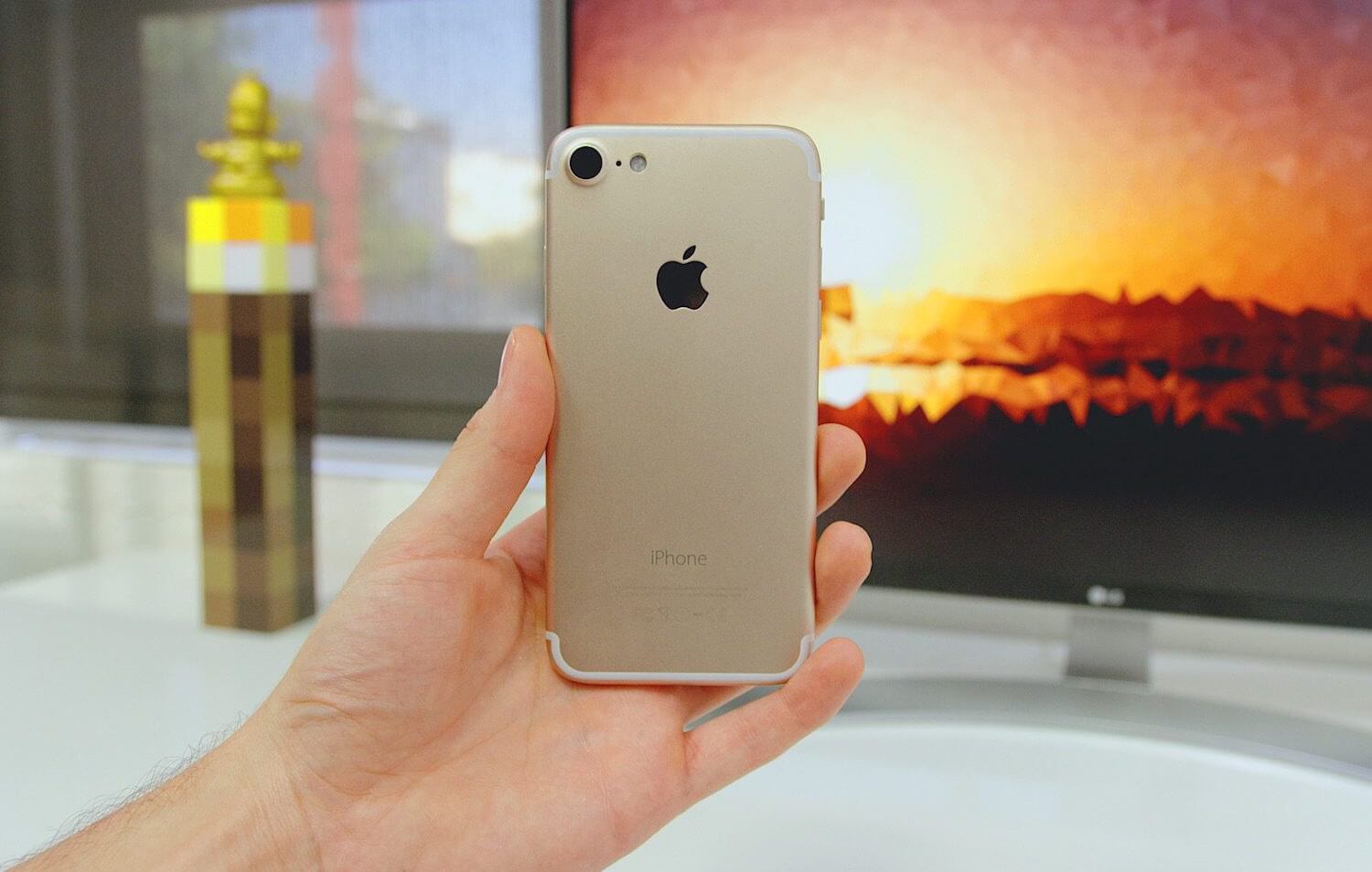 Foxconn начинает отгрузку iPhone 7