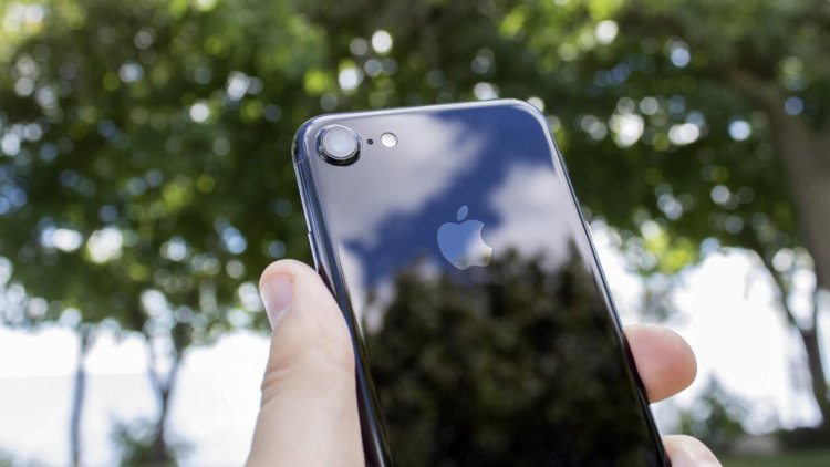iPhone 7