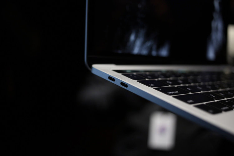 MacBook Pro не будет приветствовать пользователя как раньше. Фото.