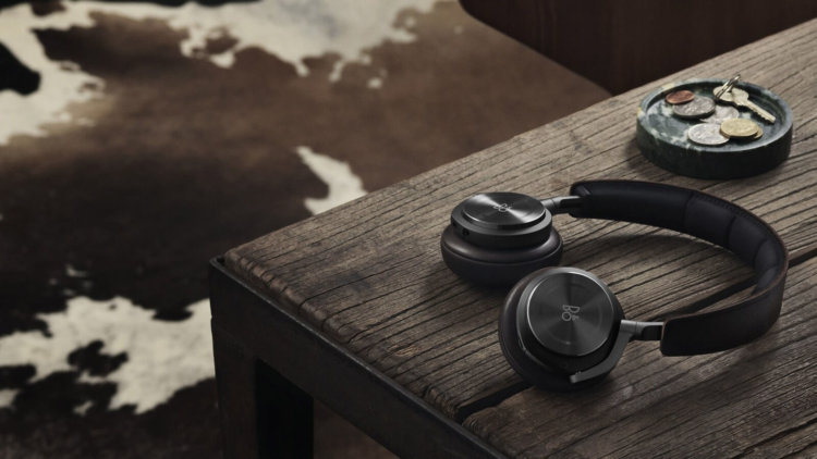 К чему привел отказ Apple от разъема 3,5 мм. К чему привел отказ Apple от разъема 3,5 мм. Фото.