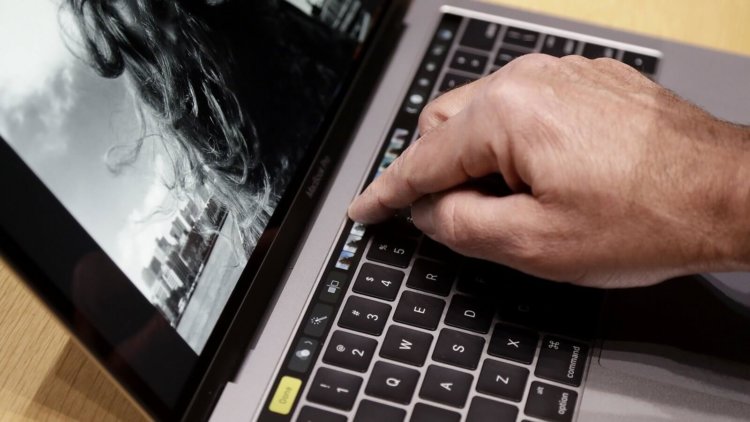 Apple экономит на новых MacBook Pro? Фото.