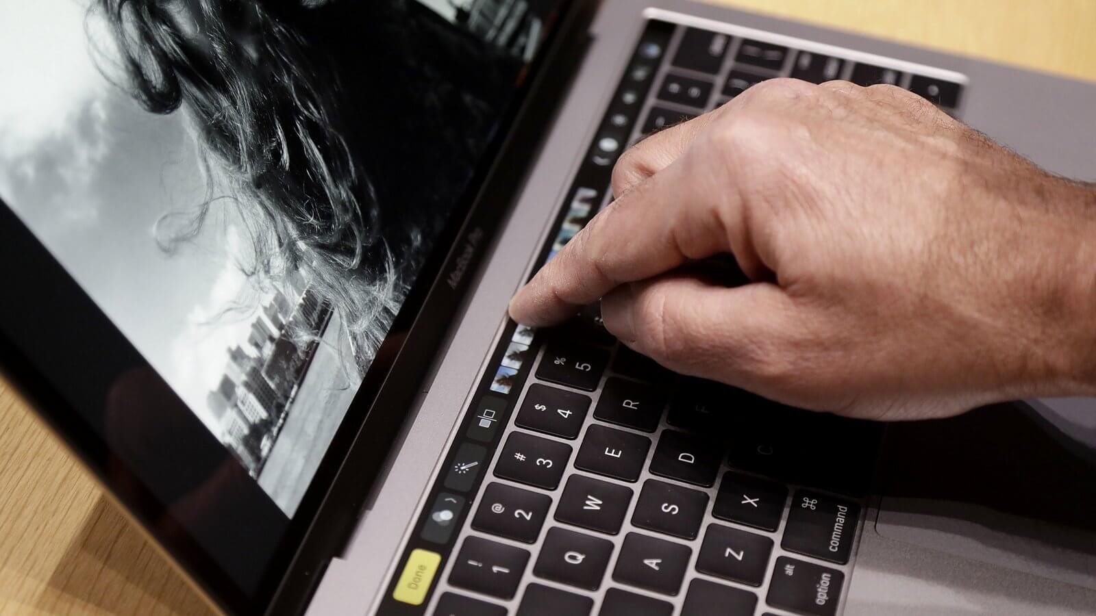 Apple экономит на новых MacBook Pro? Apple экономит на новых MacBook Pro? Фото.