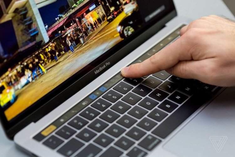 Новые MacBook Pro получают негативные отзывы. Фото.