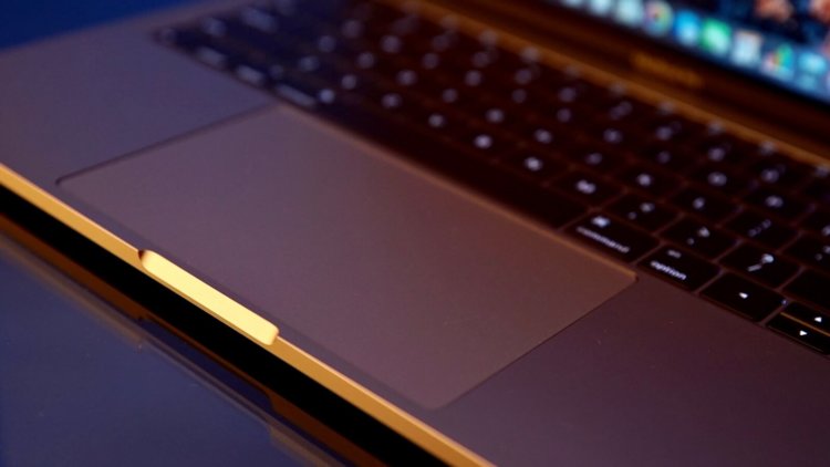 Что думают о новых MacBook Pro профессиональные монтажеры? Фото.