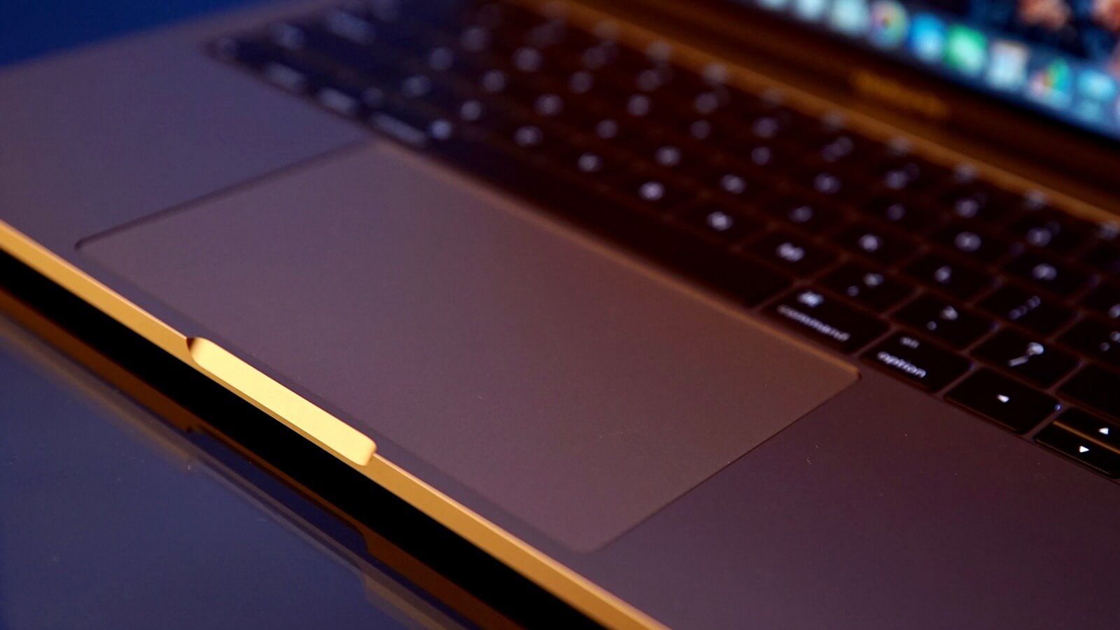 Что думают о новых MacBook Pro профессиональные монтажеры? Что думают о новых MacBook Pro профессиональные монтажеры? Фото.
