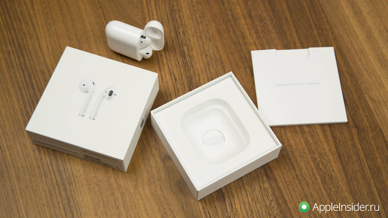 #Видео: Apple AirPods — обзор новых беспроводных наушников. Упаковка и внешний вид. #Видео: Apple AirPods — обзор новых беспроводных наушников. Упаковка и внешний вид. Фото.