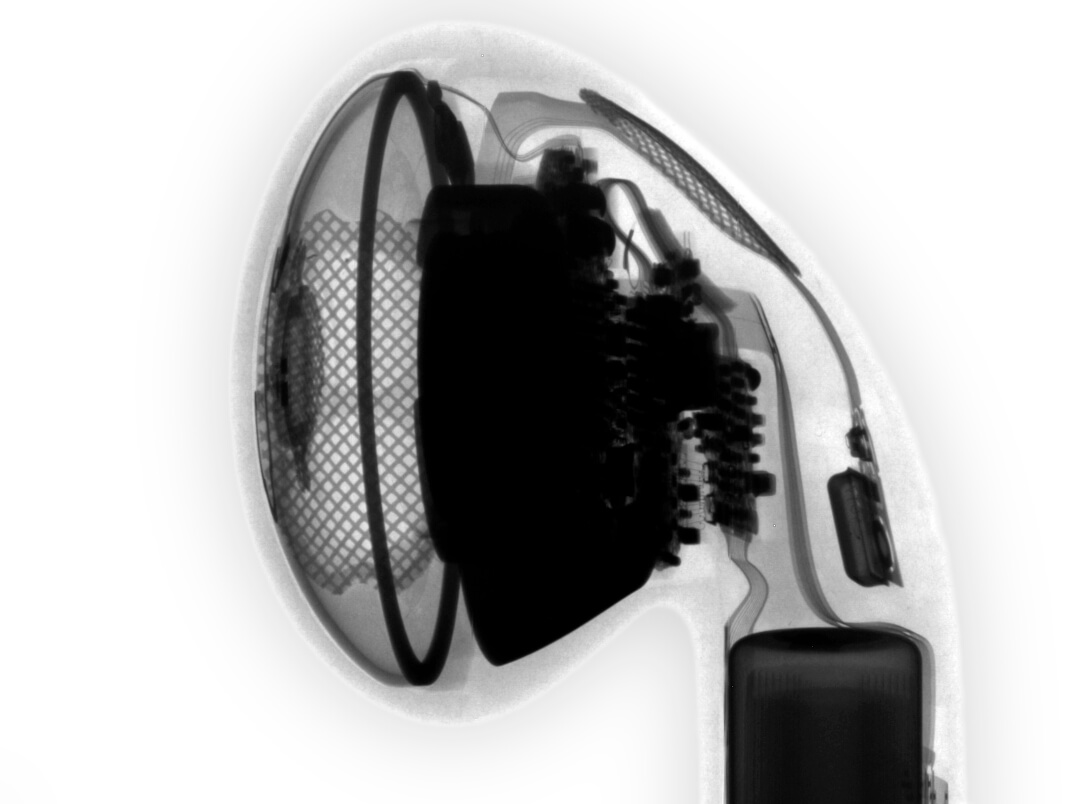 iFixit заглянули внутрь AirPods. iFixit заглянули внутрь AirPods. Фото.