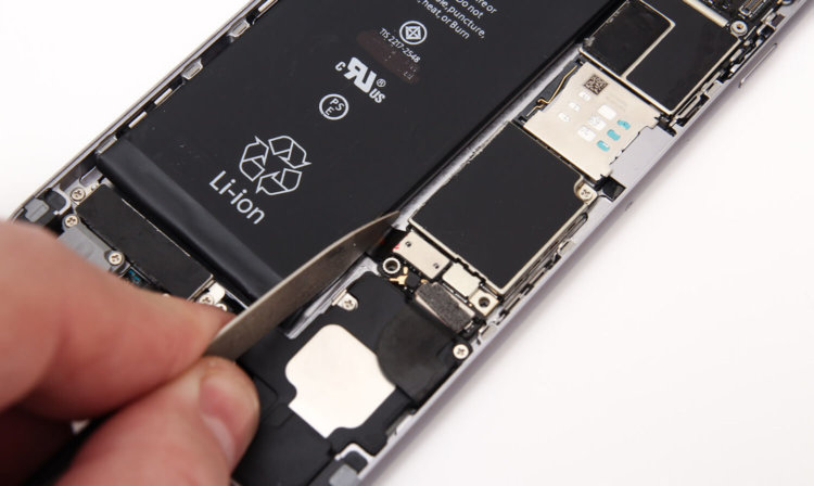 Apple поможет узнать, что аккумулятор вашего iPhone 6s подлежит замене. Фото.